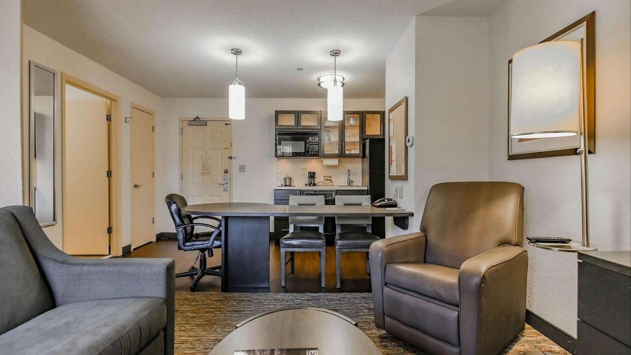 Sonesta Simply Suites Oklahoma City Airport Εξωτερικό φωτογραφία