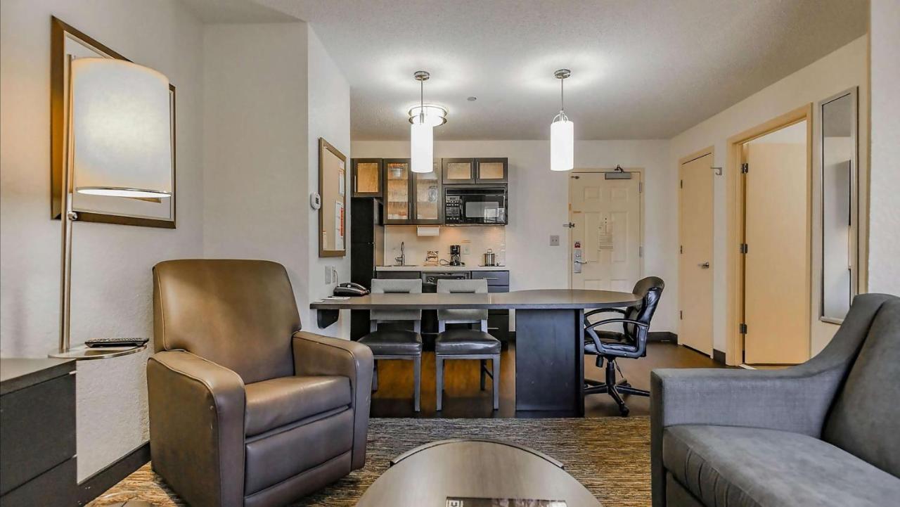 Sonesta Simply Suites Oklahoma City Airport Εξωτερικό φωτογραφία